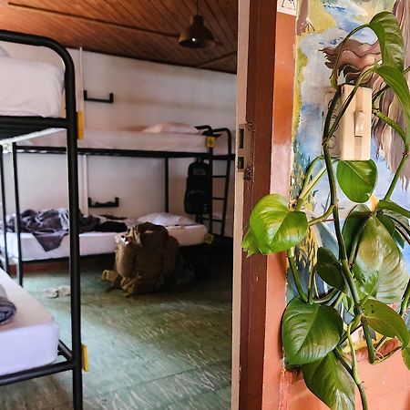 Casa Kayam Art Hostel Coliving Coworking Guatapé Buitenkant foto