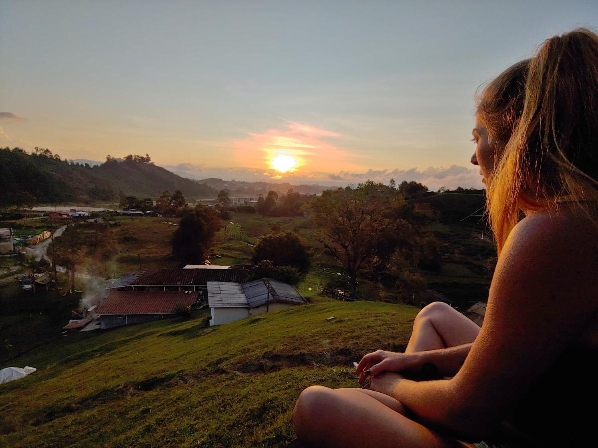 Casa Kayam Art Hostel Coliving Coworking Guatapé Buitenkant foto