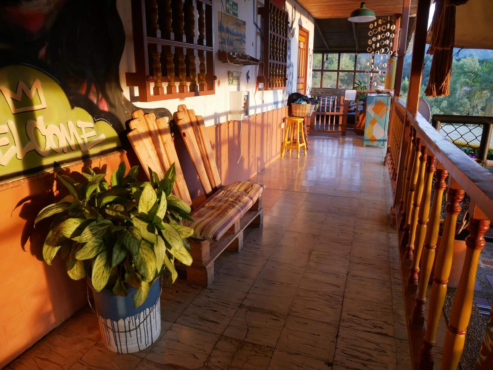 Casa Kayam Art Hostel Coliving Coworking Guatapé Buitenkant foto
